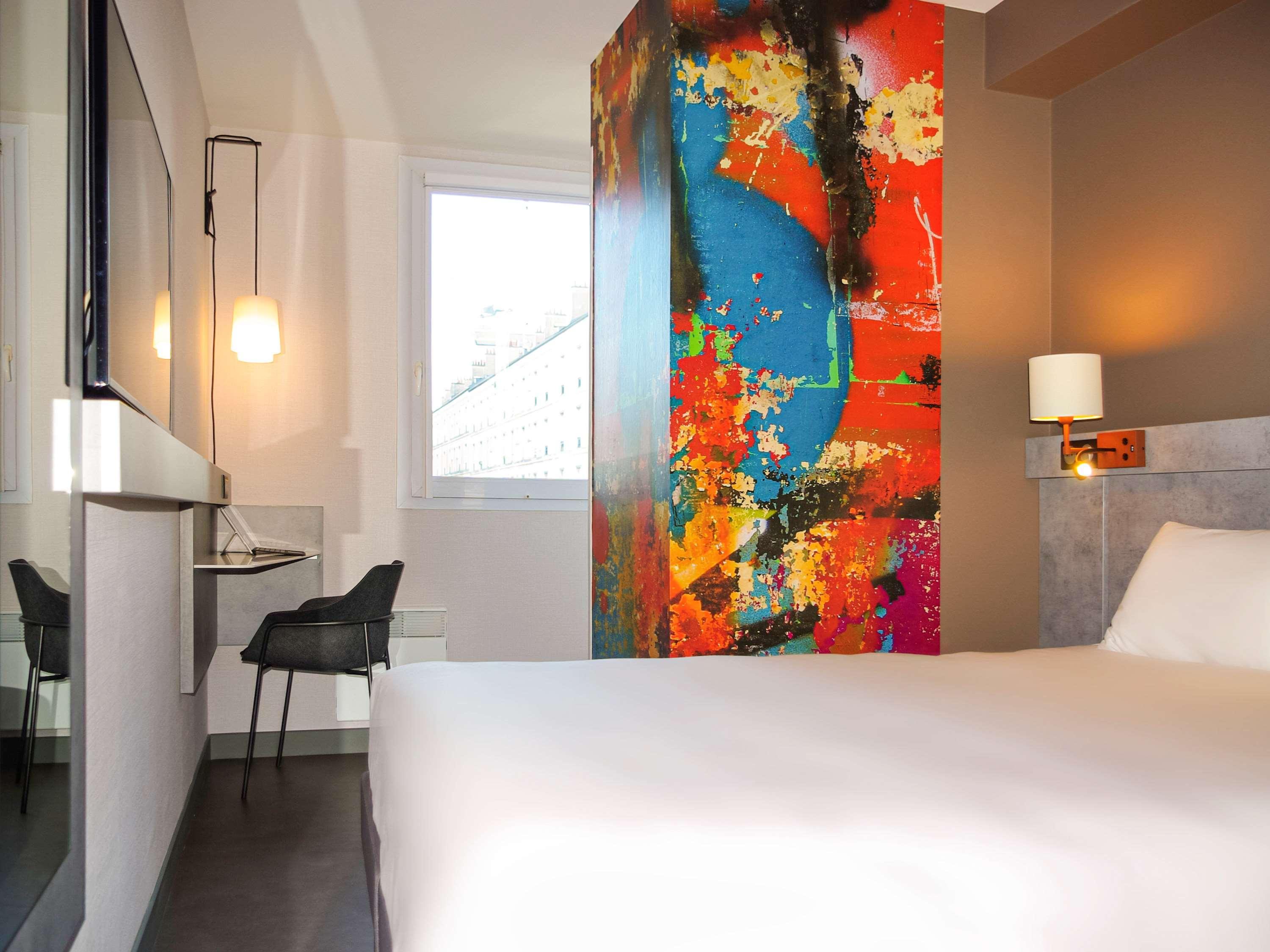 Greet Hotel Paris Porte De La Chapelle - Arena Сен-Дени Экстерьер фото